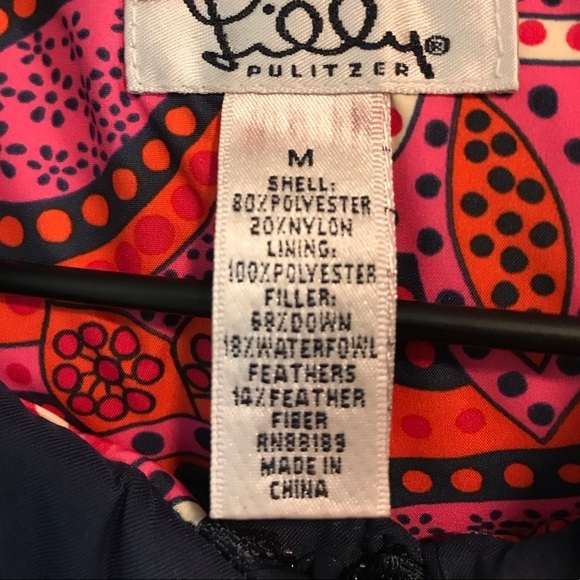 Lilly Pulitzer Reversible Navy Mave Puffer Vest - Picture 6 of 13